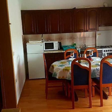 Apartmani Vibovec Lana 305 لوبار المظهر الخارجي الصورة